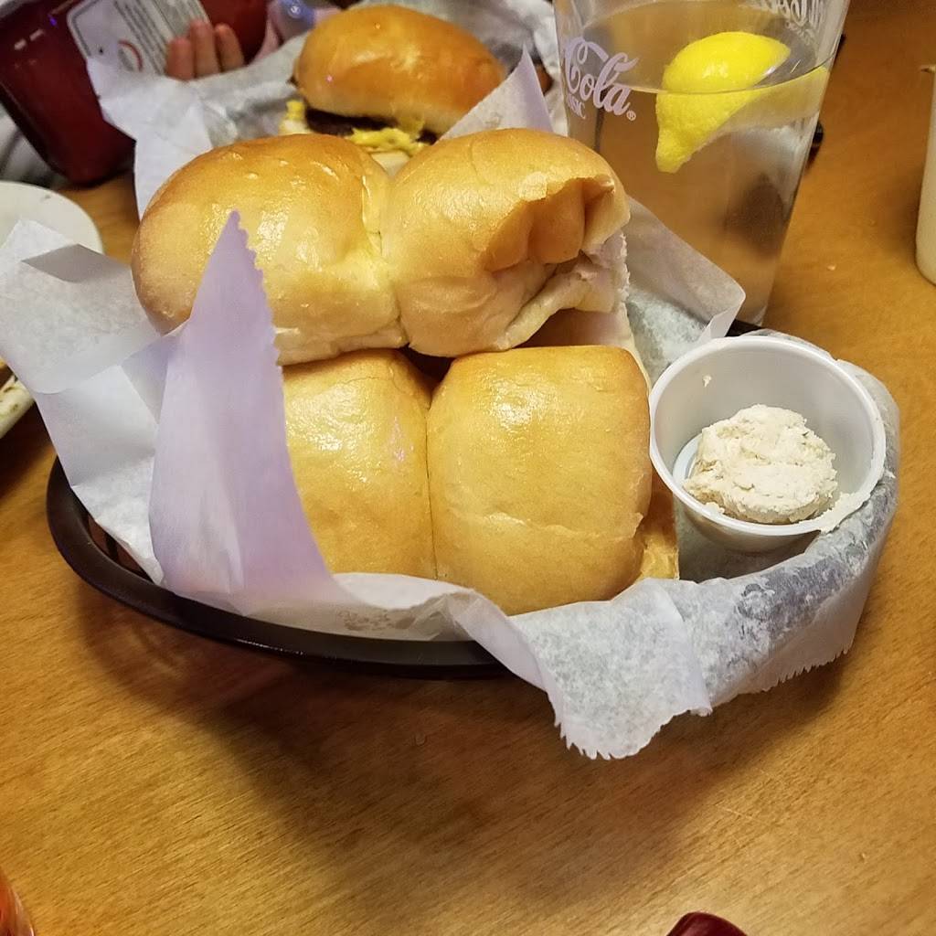 Texas Roadhouse | 6707 W Kellogg Dr, Wichita, KS 67209, USA | Phone: (316) 943-8722