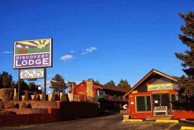 Discovery Lodge | 800 Big Thompson Ave, Estes Park, CO 80517, USA | Phone: (970) 586-3336