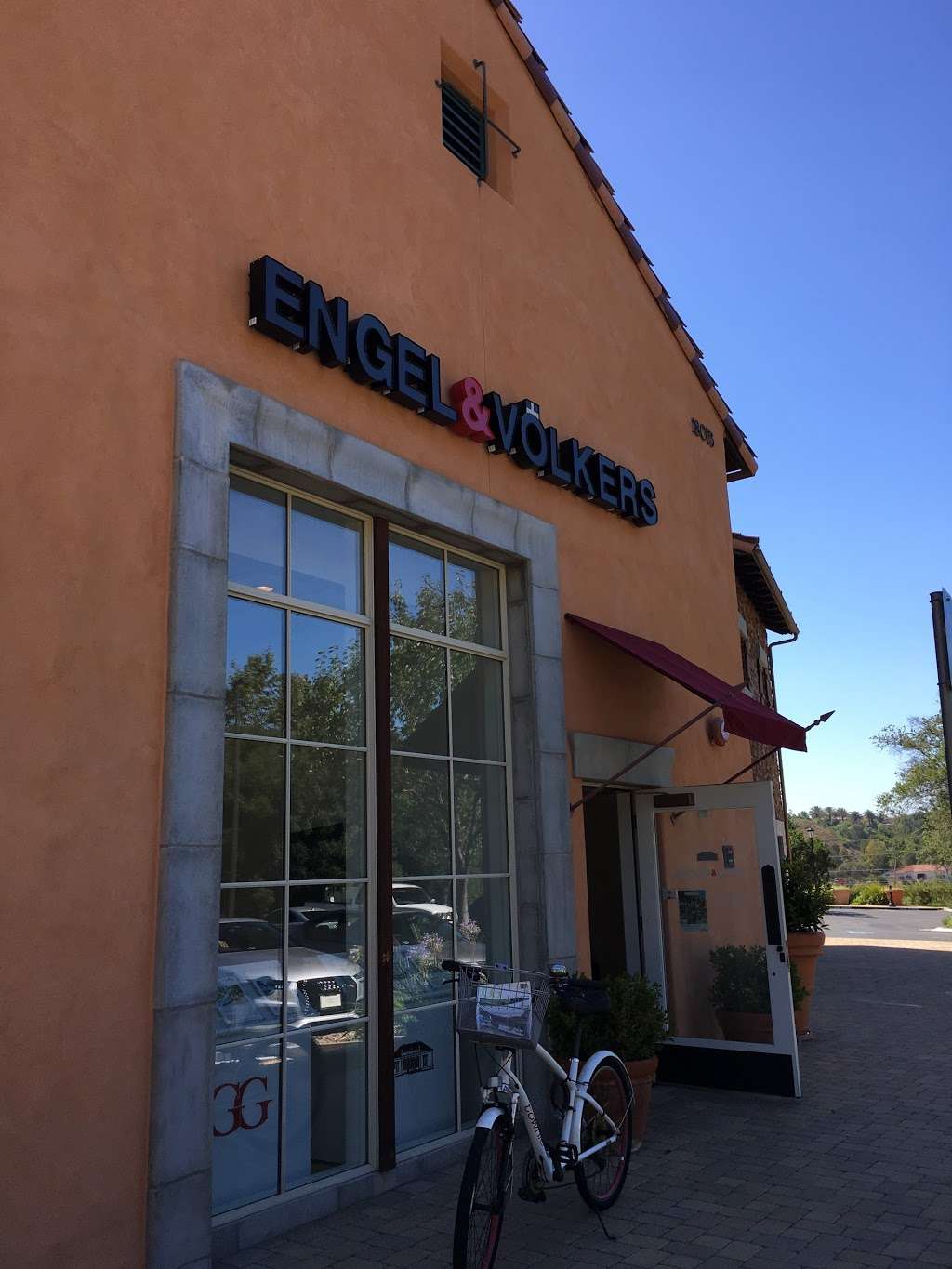 Engel & Völkers Rancho Santa Fe | 18025 Calle Ambiente #202, Rancho Santa Fe, CA 92067, USA | Phone: (858) 756-0048