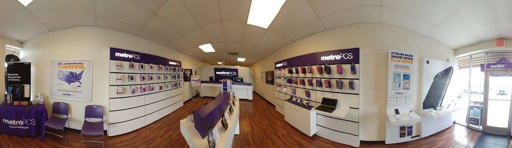 Direct One Wireless | 8250 FM78 Suite 106, Converse, TX 78109, USA | Phone: (210) 730-8801