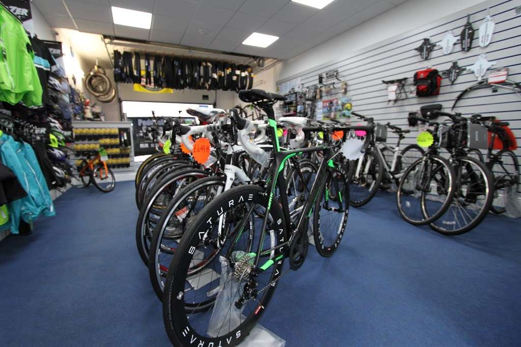 Paddock Cycles | 2, H, Peek Business Centre, Woodside, Birchanger, Bishops Stortford CM23 5RG, UK | Phone: 01279 657499