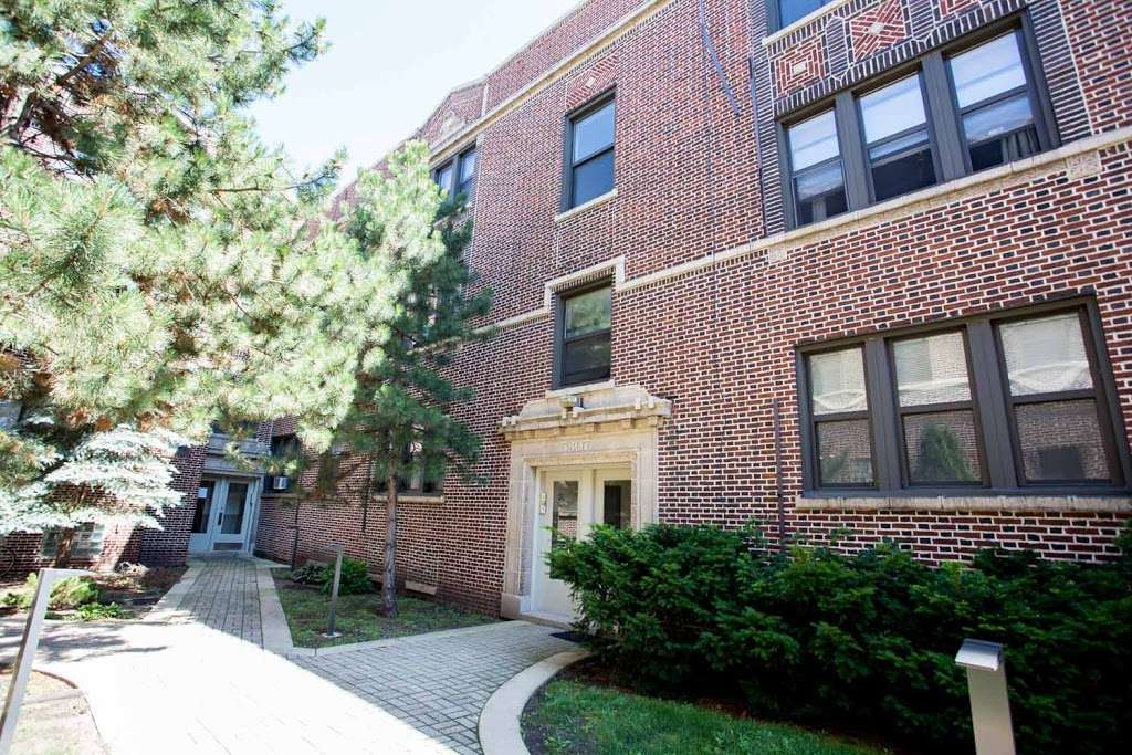 Ellis Court Apartments | 5301-5309 S Ellis Ave, Chicago, IL 60615 | Phone: (773) 825-6651