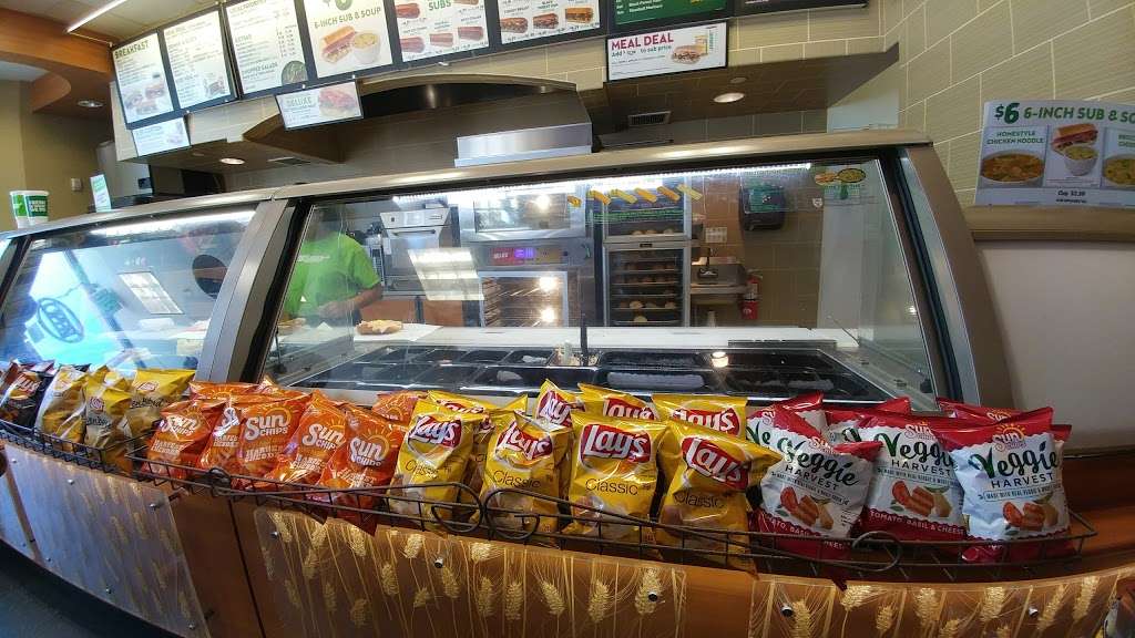 Subway | 2326 Proctor Valley Rd, Chula Vista, CA 91914, USA | Phone: (619) 623-3452