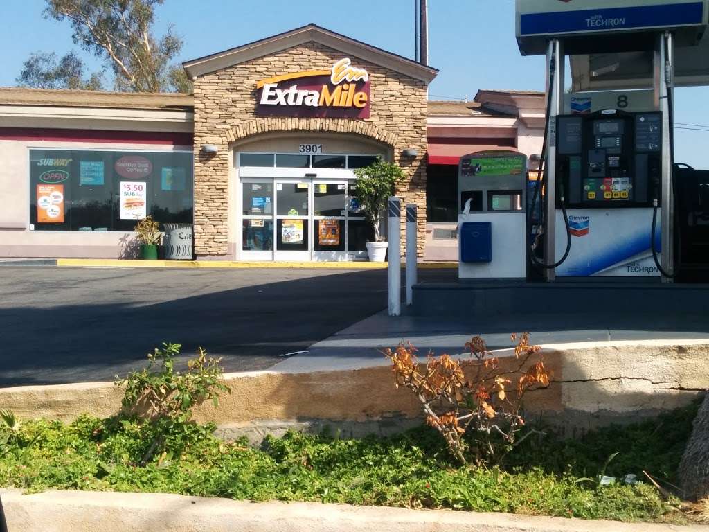 Chevron EM ExtraMile Anaheim | 3901 East Riverdale Ave, Anaheim, CA 92805, USA | Phone: (714) 637-2318