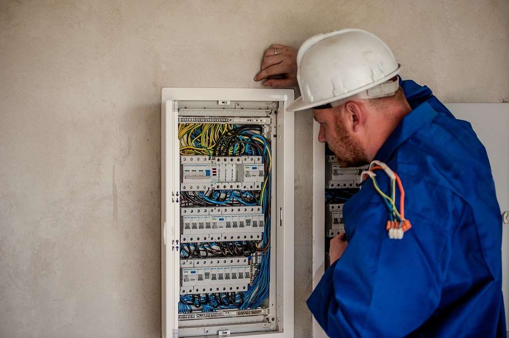 24 Hour Electrician Las Vegas | 270 E Flamingo Rd #127, Las Vegas, NV 89169, USA | Phone: (702) 342-1241