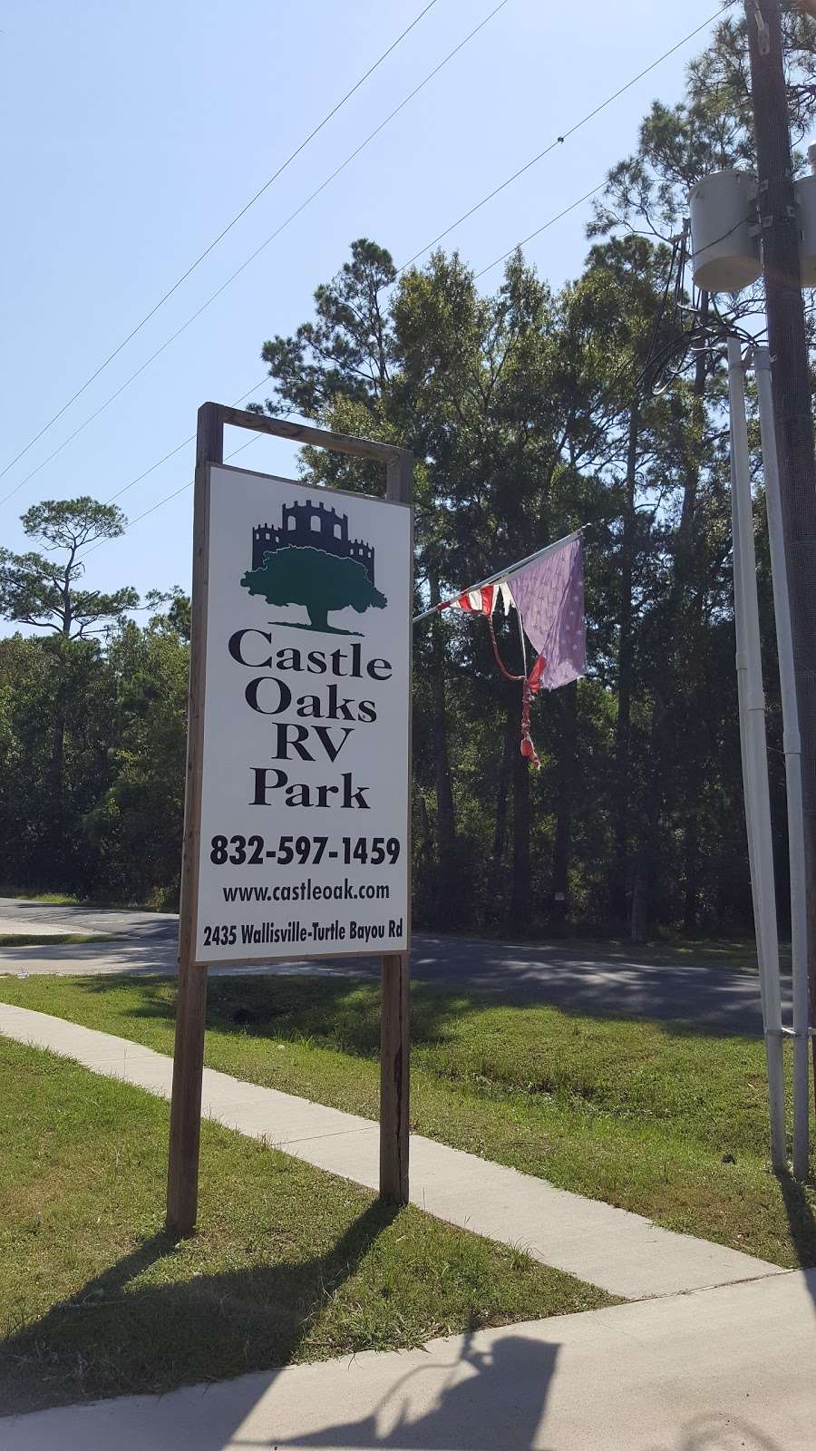 Castle Oaks RV Park | 2435 Wallisville-Turtle Bayou Rd, Wallisville, TX 77597, USA | Phone: (832) 597-1459