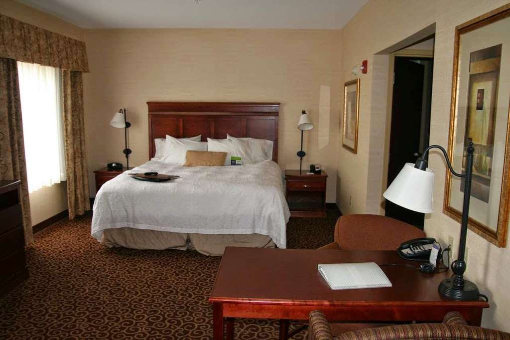 Hampton Inn & Suites Greensburg | 2075 N Michigan Ave, Greensburg, IN 47240, USA | Phone: (812) 663-5000