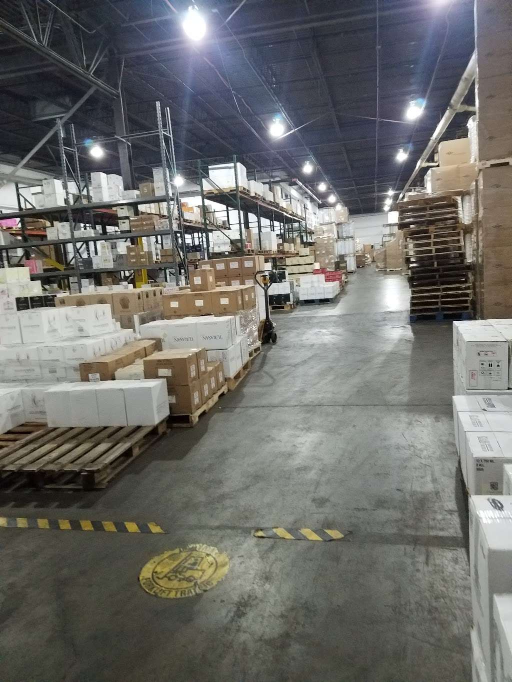 EMS Warehousing & Distribution, Inc | 155 Myles Standish Blvd, Taunton, MA 02780, USA | Phone: (508) 238-7040