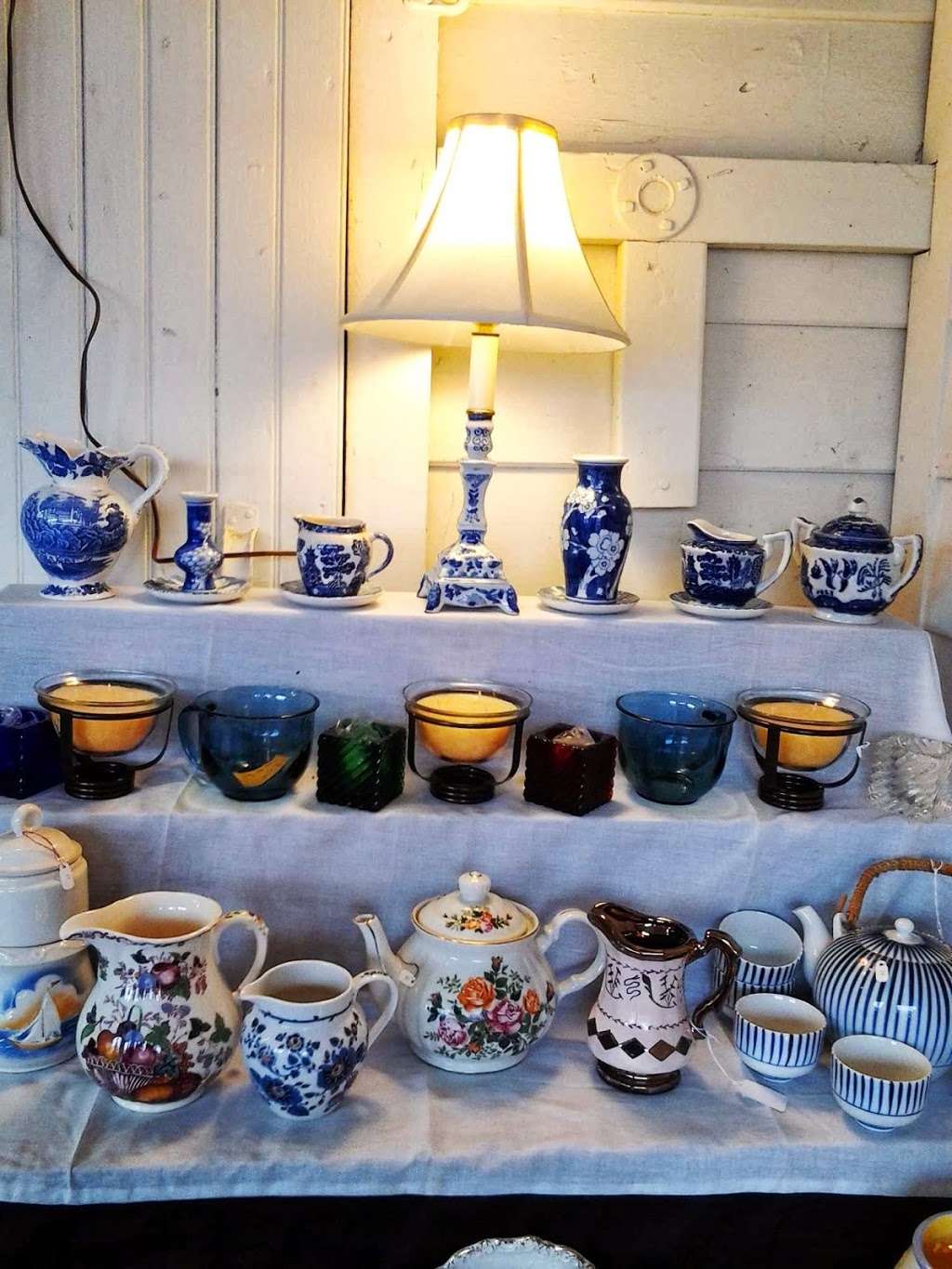 Re-Wares Vintage Home Decor | 6326 Greenhill Rd, New Hope, PA 18938, USA | Phone: (267) 616-4190