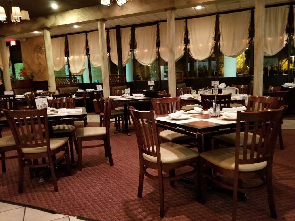 Carluccis Italian Grill | 335 Princeton Hightstown Rd #14, Princeton Junction, NJ 08550, USA | Phone: (609) 936-0900