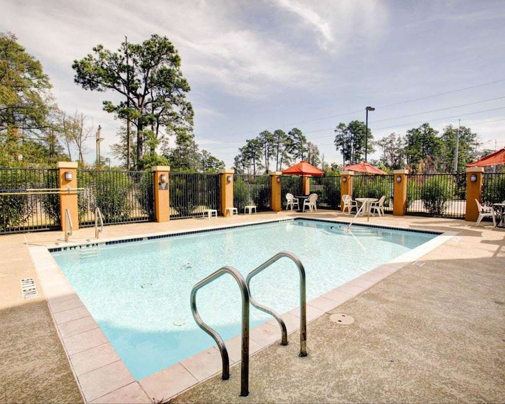 Comfort Suites | 323 E Louetta Rd, Spring, TX 77373, USA | Phone: (281) 288-5515