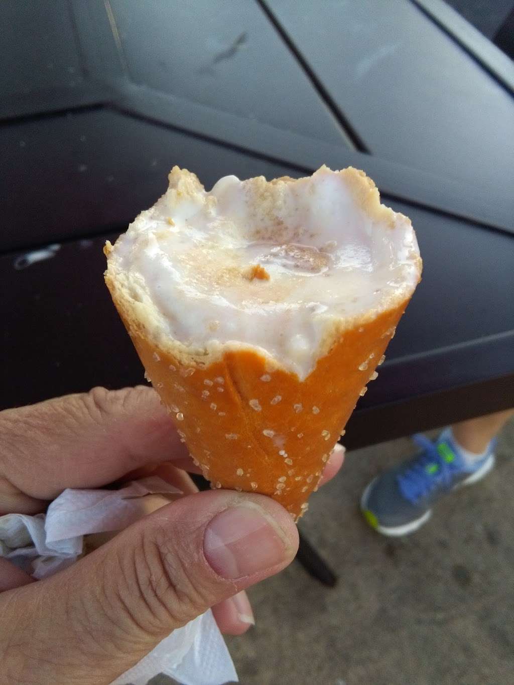 Freeze & Frizz Drive-In, LLC | 2250 New Holland Pike, Lancaster, PA 17601, USA | Phone: (717) 656-4491