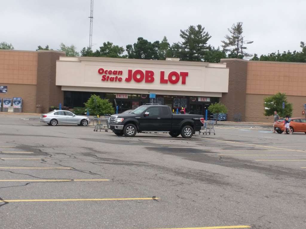 Ocean State Job Lot | 30 Manchester Rd Unit #3, Derry, NH 03038, USA | Phone: (603) 432-4256