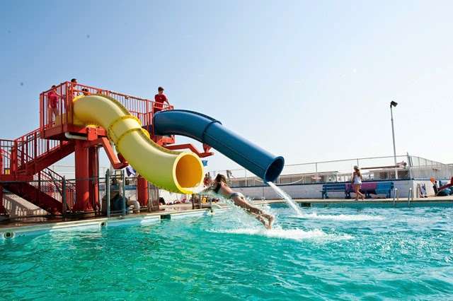 Breezy Point Surf Club | 1 Beach 227th St, Breezy Point, NY 11697, USA | Phone: (718) 634-2500