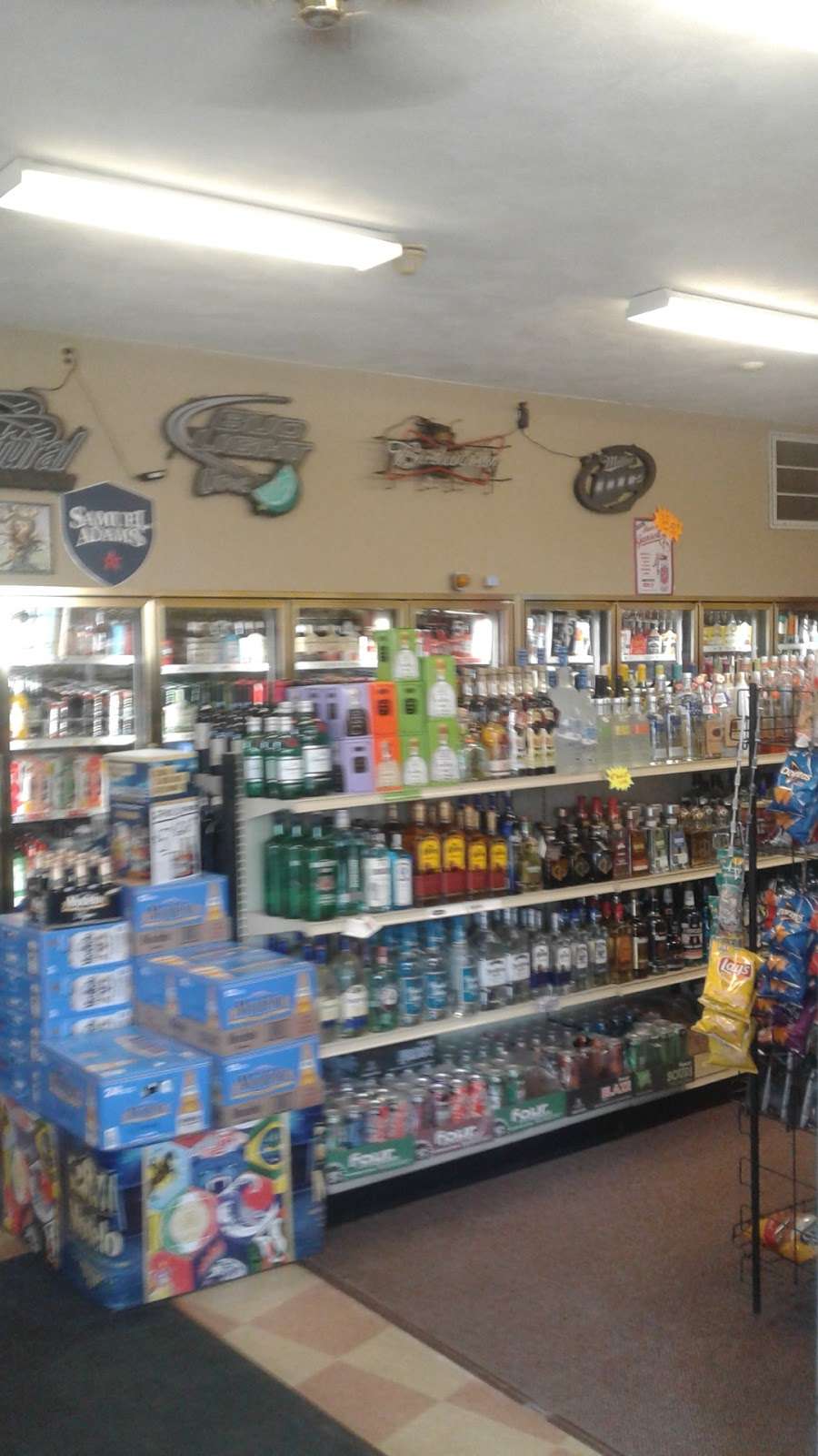 Fairmount Liquors | 300 2nd Ave, Woonsocket, RI 02895, USA | Phone: (401) 767-2670