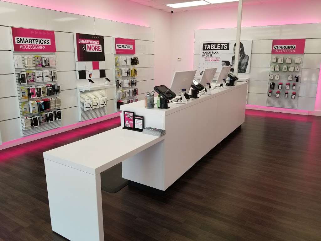 T-Mobile | 10033 Wicker Ave, St John, IN 46373 | Phone: (219) 627-3315