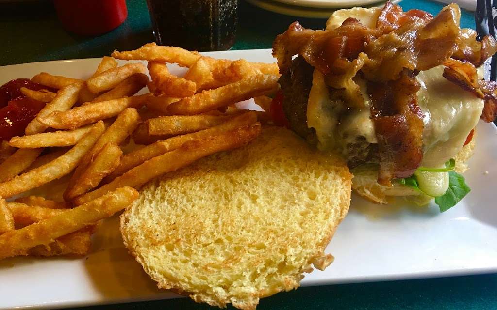 Vesuvio Ristorante | 550 Kings Hwy, Swedesboro, NJ 08085, USA | Phone: (856) 467-6262