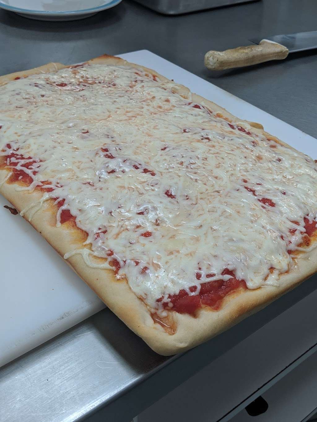 Mary Lou’s Pizza | 209 Dunn Ave, Old Forge, PA 18518, USA | Phone: (570) 562-2700