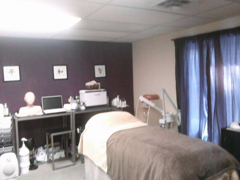 Abstract Nails & Wellness Studio | 55 E 22nd St b, Indianapolis, IN 46202, USA | Phone: (317) 313-7440