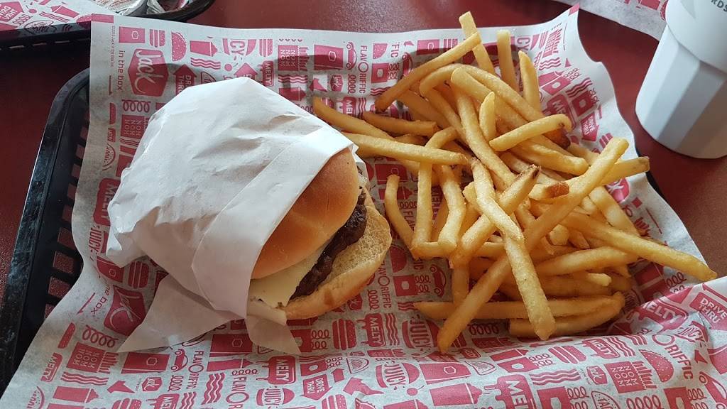 Jack in the Box | 947 Otay Lakes Rd, Chula Vista, CA 91913, USA | Phone: (619) 216-3070