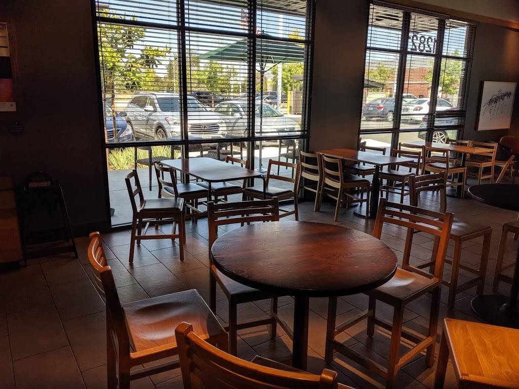 Starbucks | 1451 Hulsey Way, Manteca, CA 95336, USA | Phone: (209) 239-1553