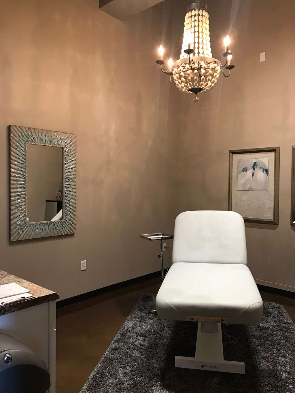 The Real Spa | 111 NE 91 St, Kansas City, MO 64155 | Phone: (816) 974-7353