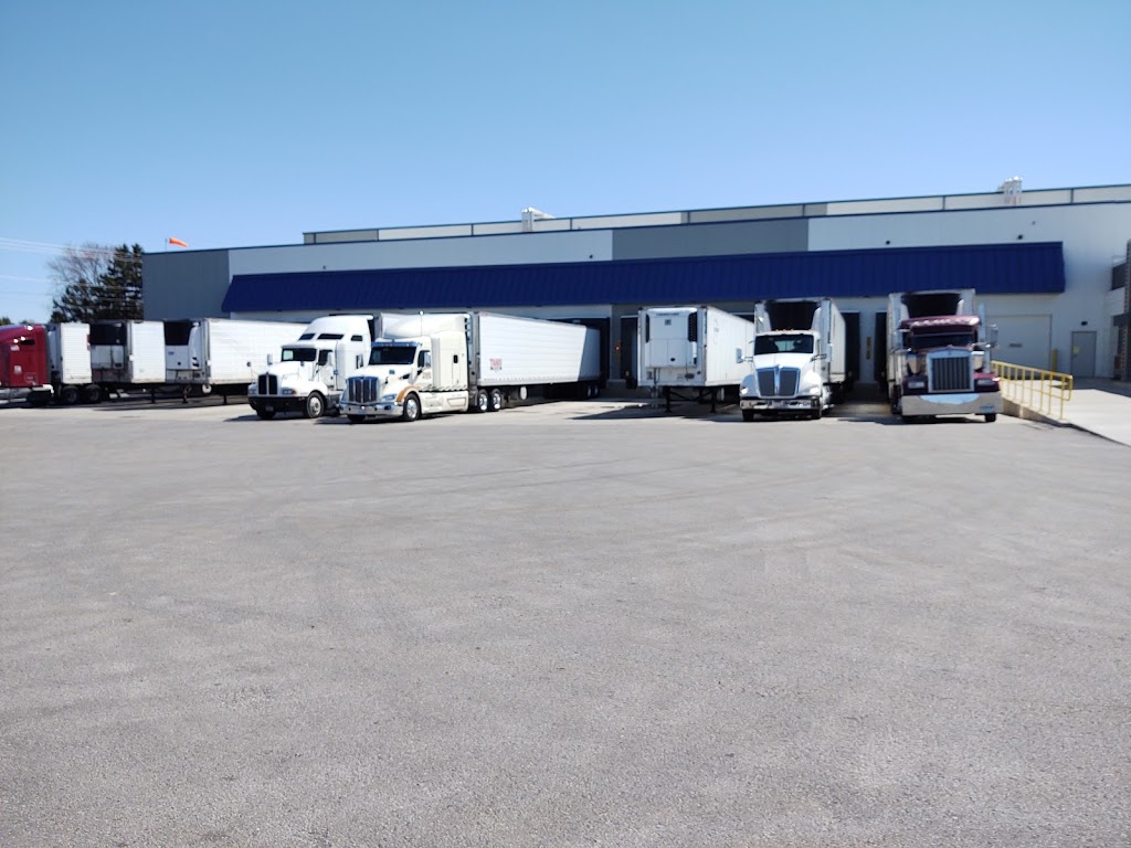 Central Storage & Warehouse Co. | 12725 4 Mile Rd, Franksville, WI 53126, USA | Phone: (262) 732-4188