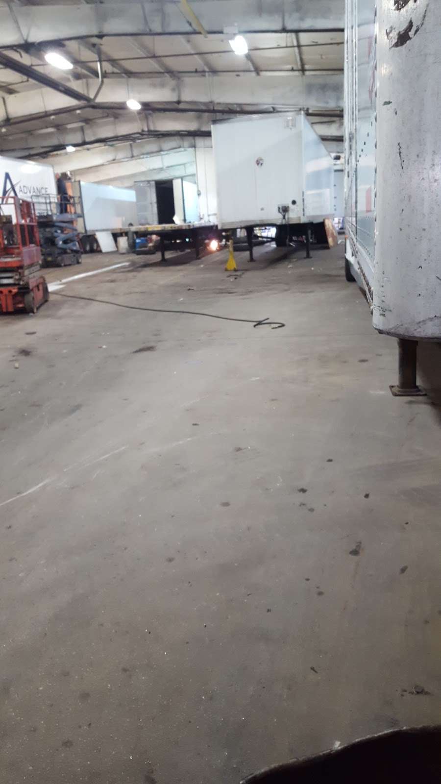 Highway Express Truck & Trailer Repair Co | 5240 W 123rd Pl, Alsip, IL 60803, USA | Phone: (708) 598-4602