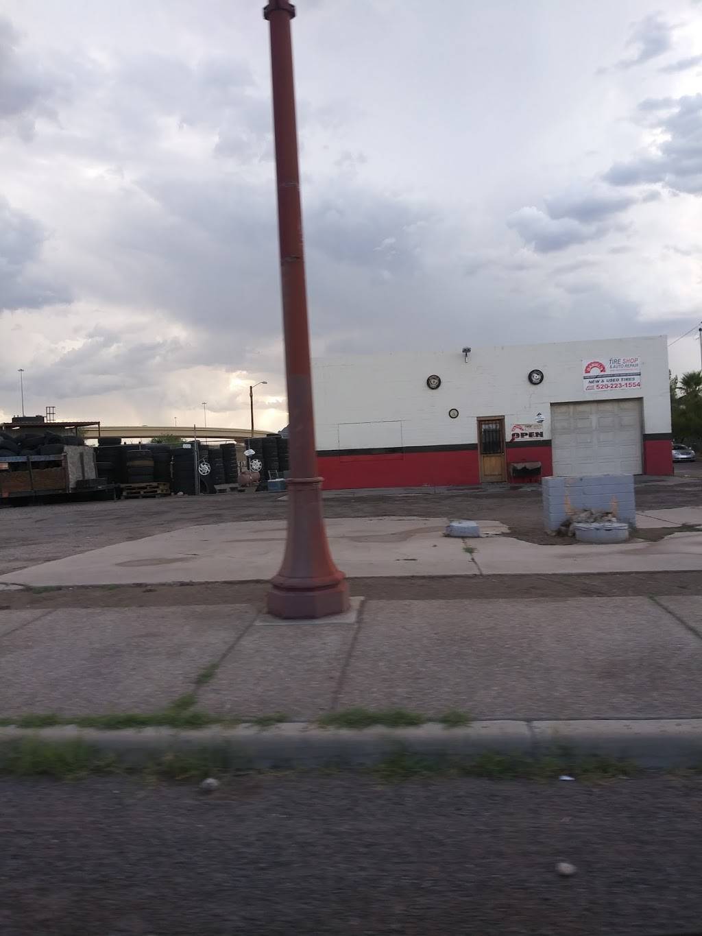 Daniels Tire Shop | 405 W 32nd St, Tucson, AZ 85713 | Phone: (520) 223-1554