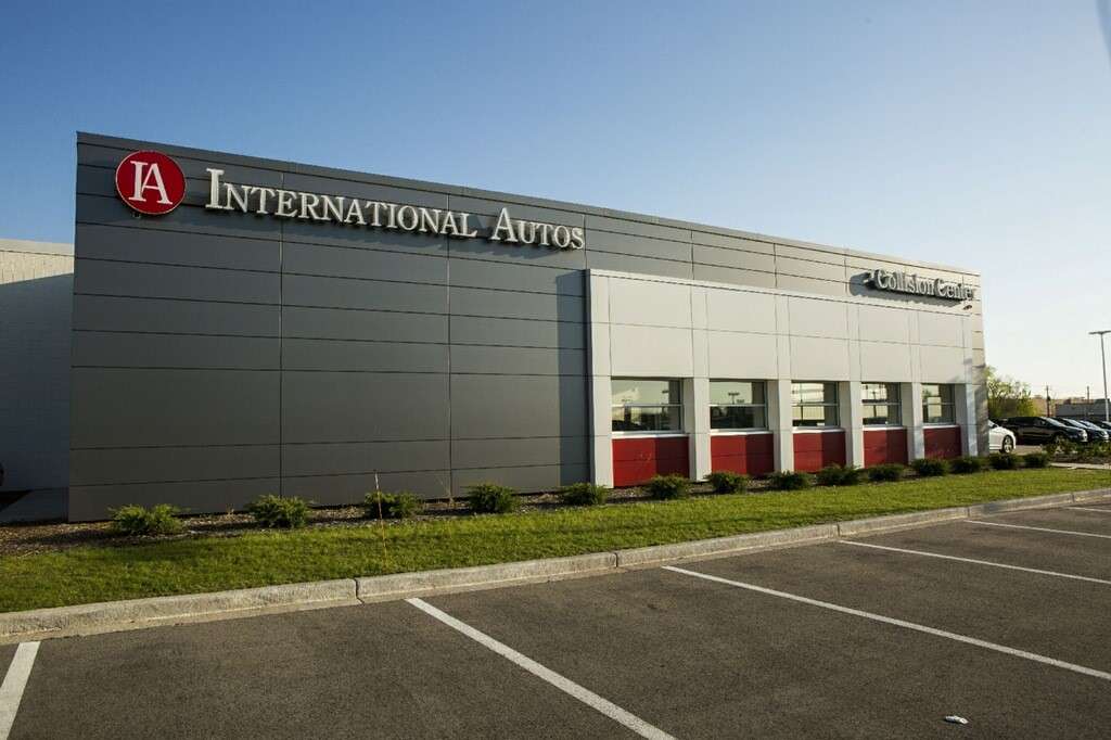 International Autos Collision Center | 10221 W Arthur Ave, West Allis, WI 53227, USA | Phone: (414) 727-6799