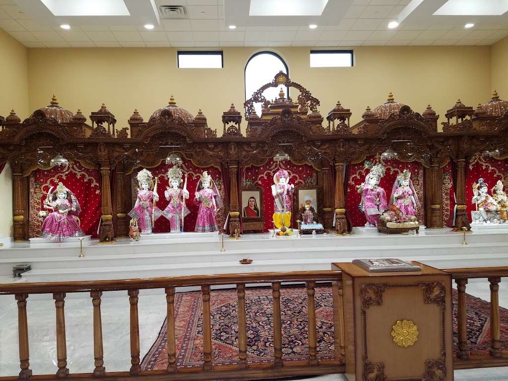 Shree Jalaram Mandir | 425 Illinois Blvd, Hoffman Estates, IL 60169, USA | Phone: (847) 490-5252