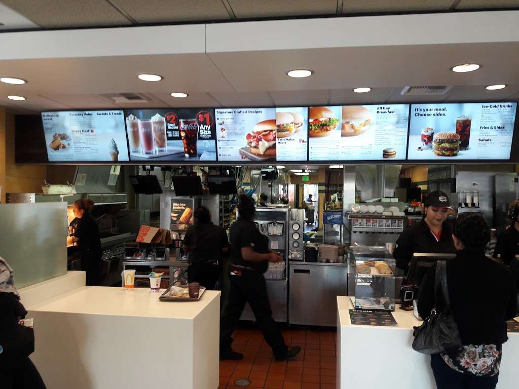 McDonalds | 988 W Slauson Ave, Los Angeles, CA 90044 | Phone: (323) 778-3526