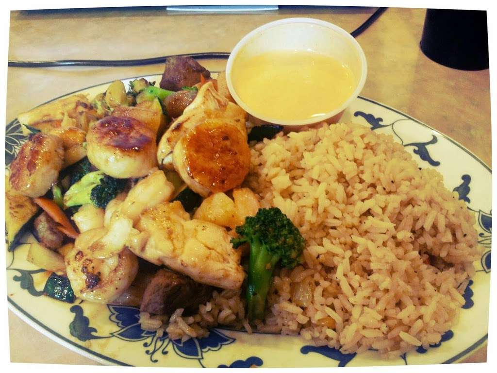 Shiki Four Seasons Restaurant- Japanese & Vietnamese | 335 W Plaza Dr BB, Mooresville, NC 28117, USA | Phone: (704) 799-2122