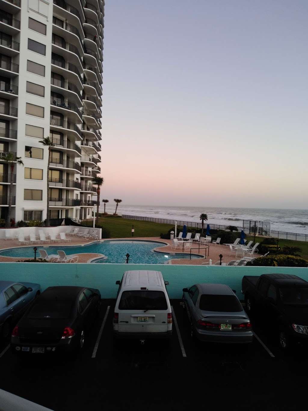 Sea Scape Inn | 2601 S Atlantic Ave, Daytona Beach, FL 32118, USA | Phone: (386) 767-7312