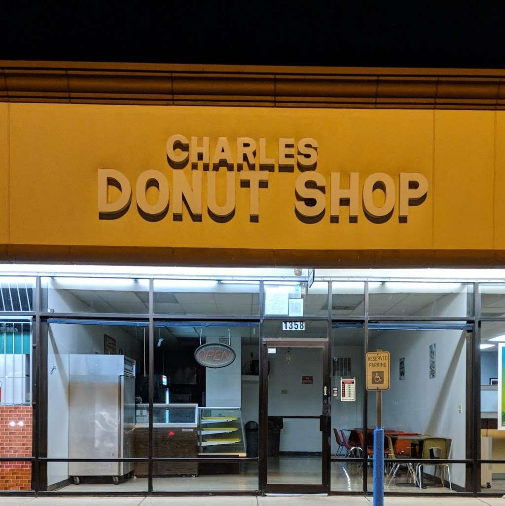 Charles Donut Shop | 1358 W 43rd St, Houston, TX 77018, USA | Phone: (713) 688-4340