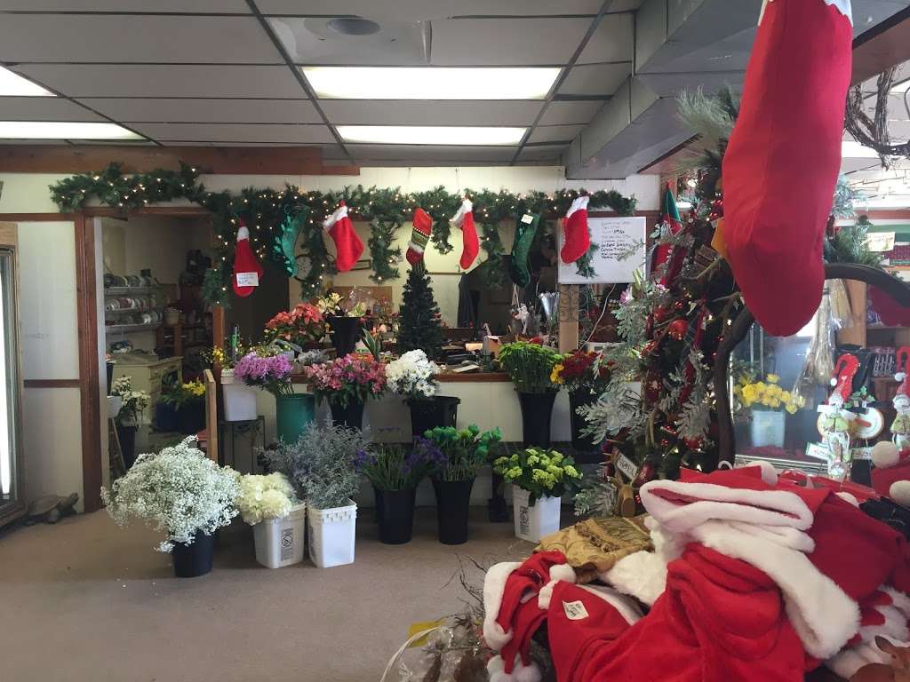 Vincentown Florist & Garden Center | 127 County Rd 530, Southampton Township, NJ 08088, USA | Phone: (609) 267-8708