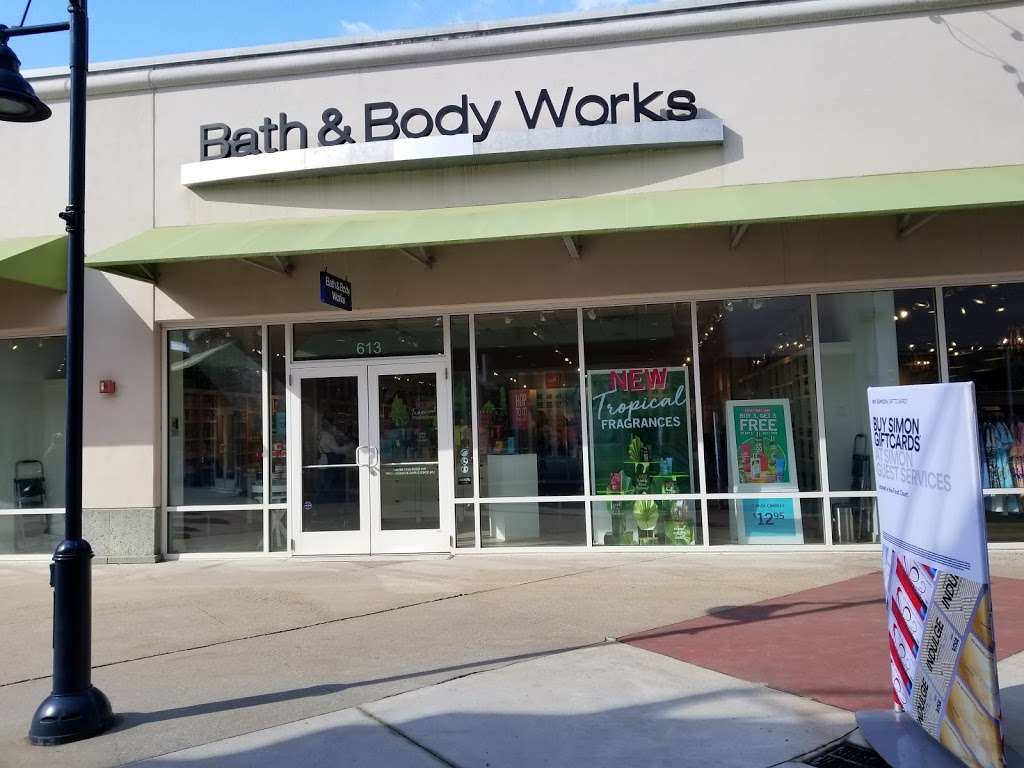 Bath & Body Works | PHILADELPHIA PREMIUM 18 West, Lightcap Rd, Pottstown, PA 19464, USA | Phone: (610) 327-1858