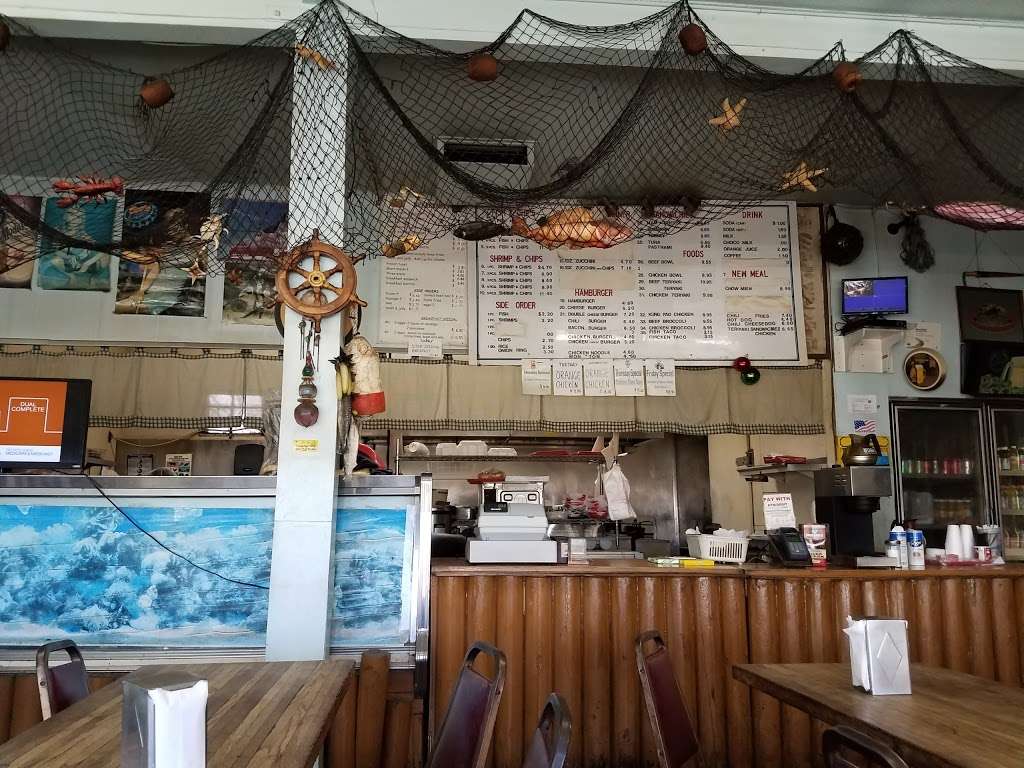 Harbor Light Restaurant-Market | 748 Tuna St, San Pedro, CA 90731 | Phone: (310) 832-5485