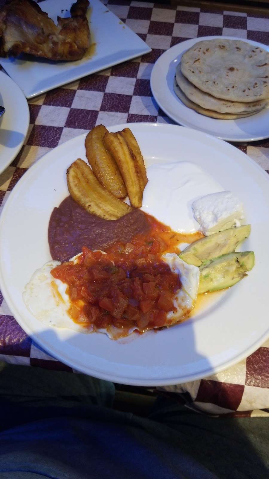 Rincon Guanaco Restaurant | 471 Grand Blvd, Deer Park, NY 11729, USA | Phone: (631) 254-0002
