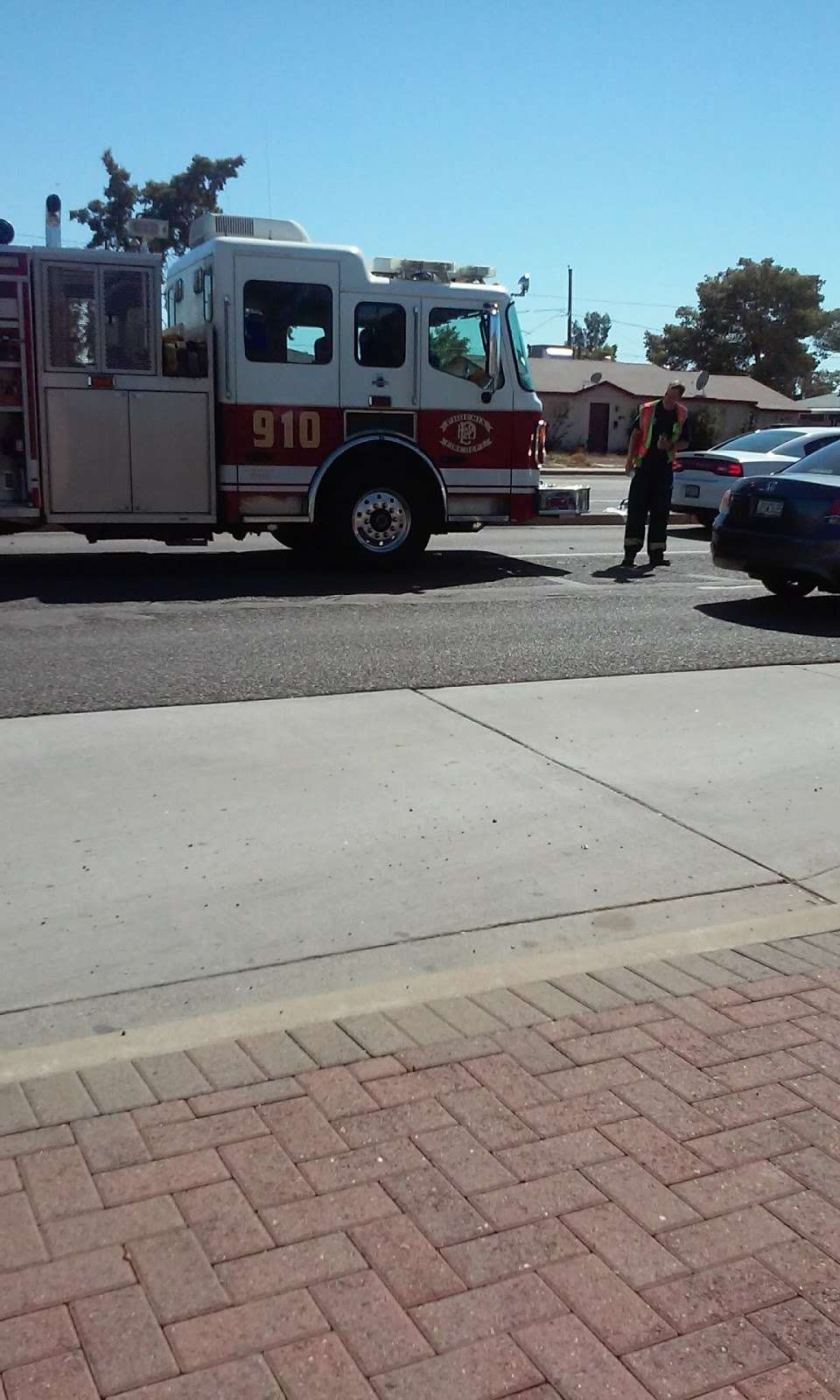 Phoenix Fire Department Station 30 | 2701 W Belmont Ave, Phoenix, AZ 85051, USA