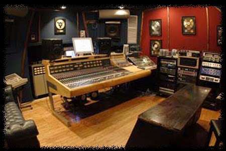 Sound Arts Recording Studio | 8377 Westview Dr, Houston, TX 77055, USA | Phone: (713) 464-4653