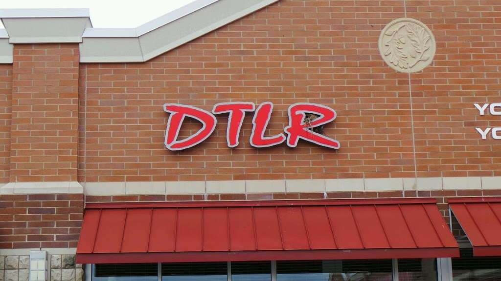 DTLR | 1727 E 95th St, Chicago, IL 60617, USA | Phone: (773) 375-0952
