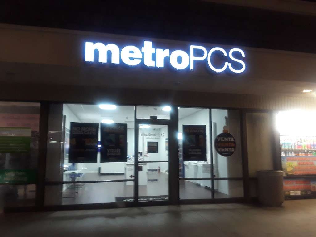Metro by T-Mobile | 22497 Barton Rd, Grand Terrace, CA 92313, USA | Phone: (909) 222-4552