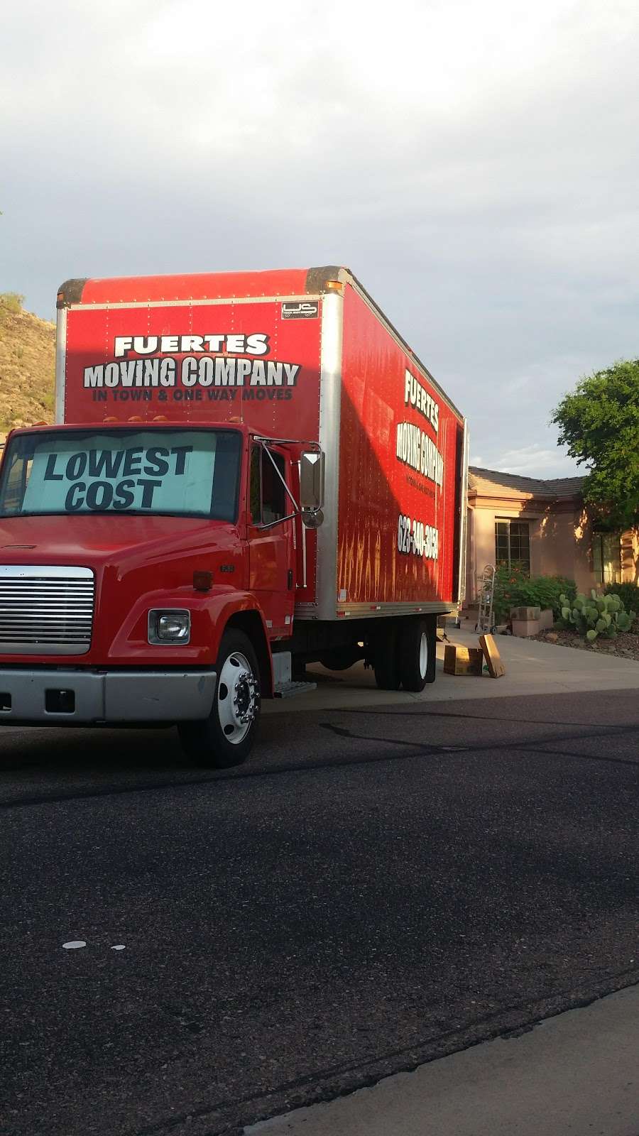 U-Haul Moving & Storage at 50th St & McDowell | 4950 E McDowell Rd, Phoenix, AZ 85008, USA | Phone: (602) 267-8355