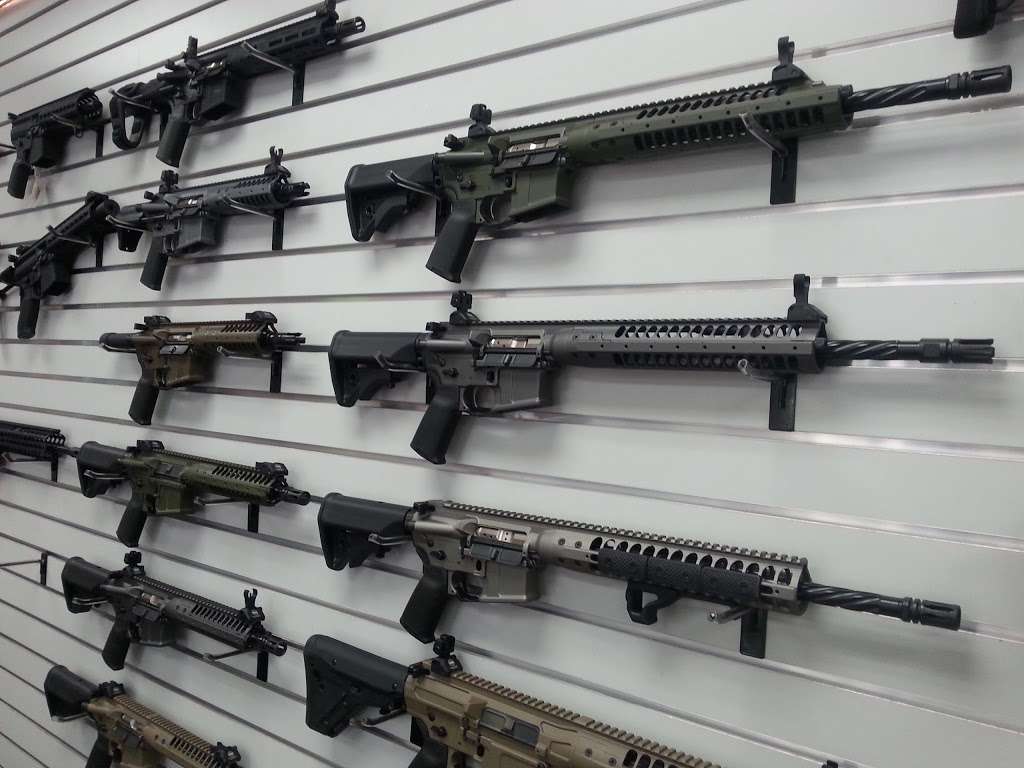 Xtreme Guns & Ammo | 1110 East Highway 90A C, Richmond, TX 77406, USA | Phone: (832) 363-3783