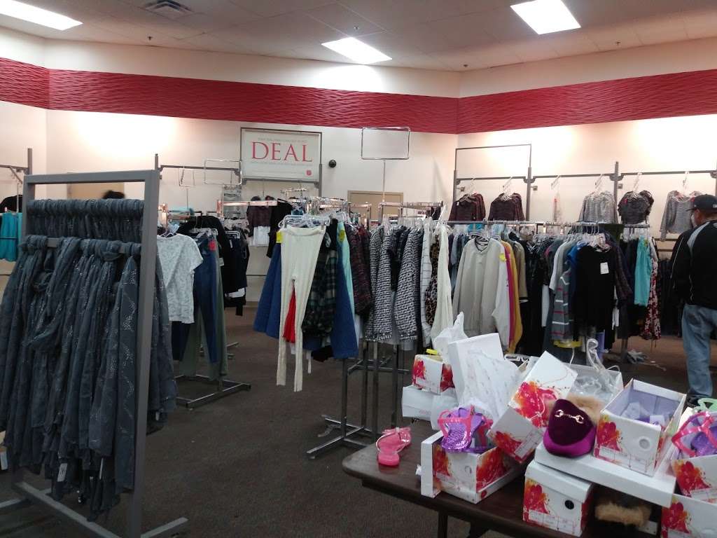 The Salvation Army Family Store & Donation Center | 2911 S E St, San Bernardino, CA 92408, USA | Phone: (909) 384-1859