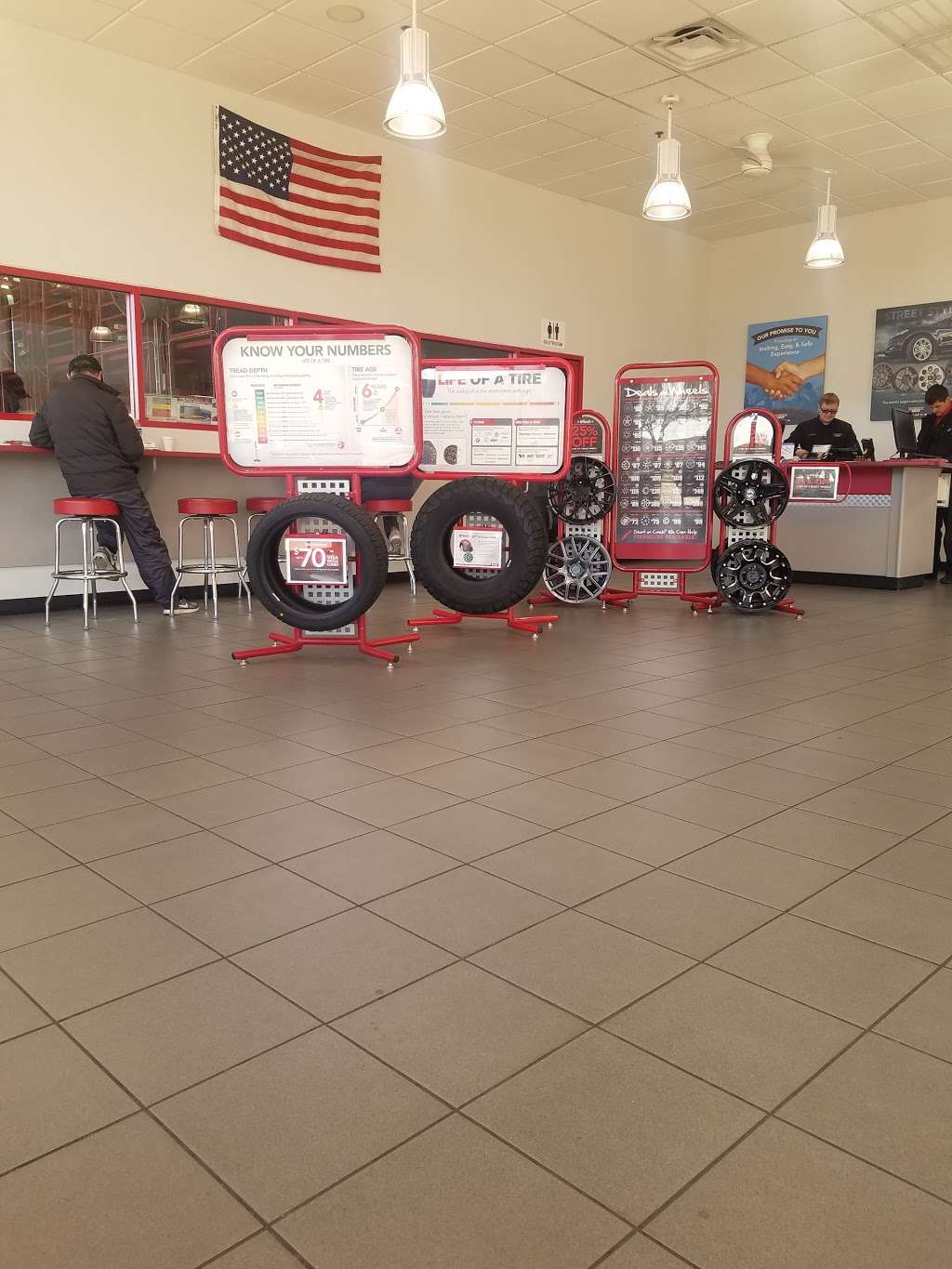 Discount Tire | 13645 N Central Expy, Dallas, TX 75243, USA | Phone: (972) 231-7828