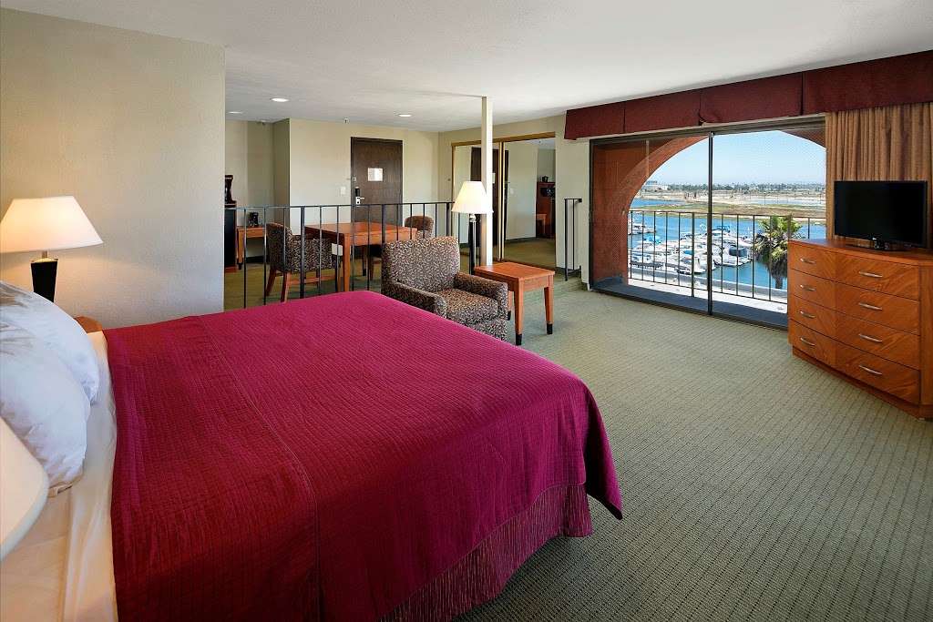 Best Western Golden Sails Hotel | 6285 E, CA-1, Long Beach, CA 90803 | Phone: (562) 596-1631