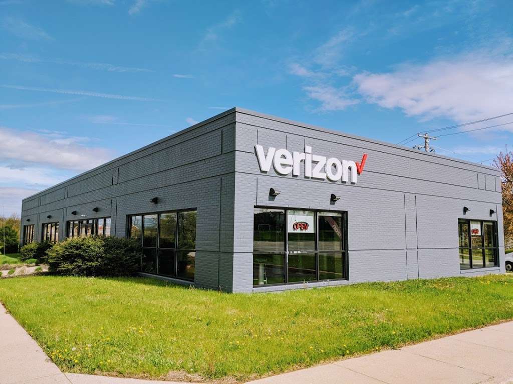 Verizon Authorized Retailer – Cellular Sales | 1758 Allentown Rd, Lansdale, PA 19446, USA | Phone: (267) 222-8440