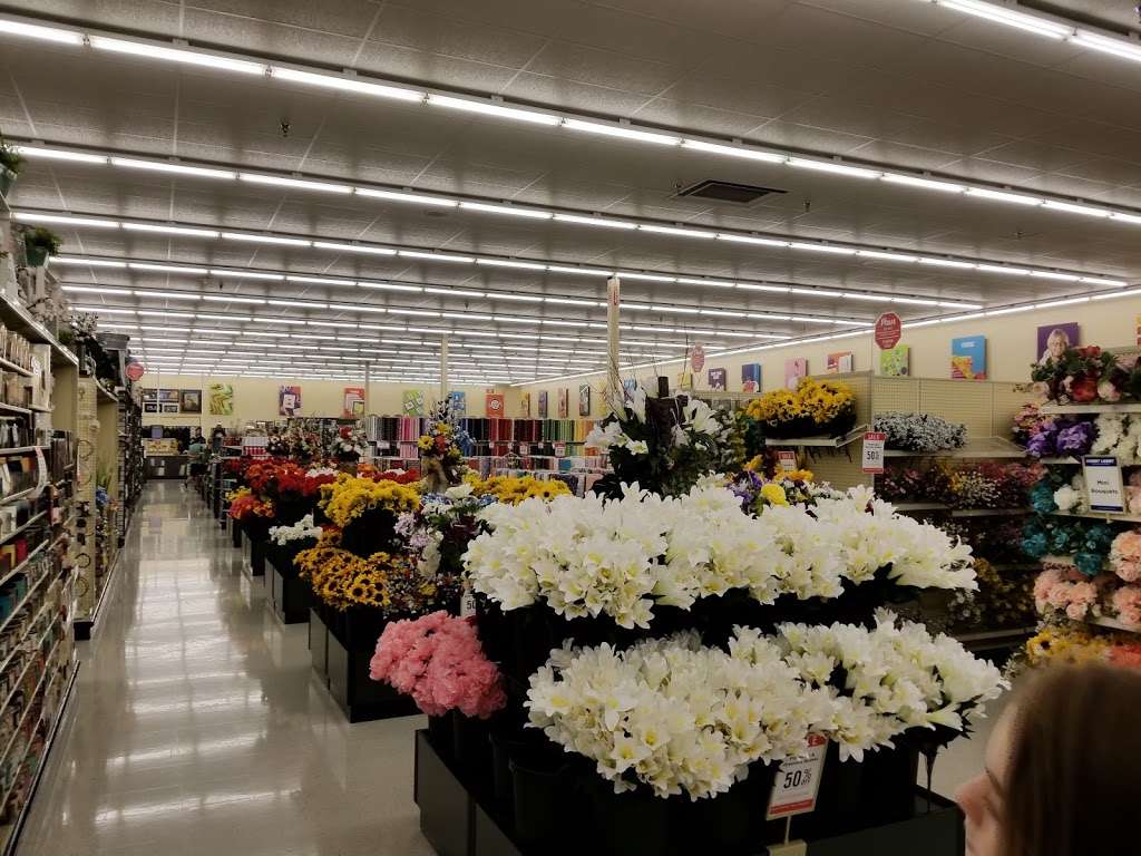 Hobby Lobby | 10247 W. Grand Parkway, South, Richmond, TX 77407, USA | Phone: (281) 313-0272